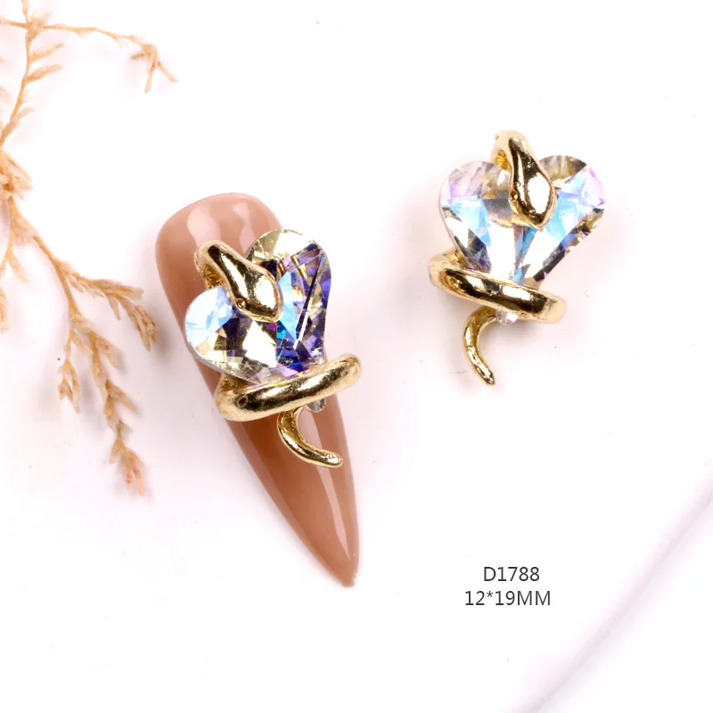 TSZS 10pcs/lot 3D Snake Heart Crystal Alloy Nail Charms Gold Silver Alloy Snake Around Crystal Nail Decoration
