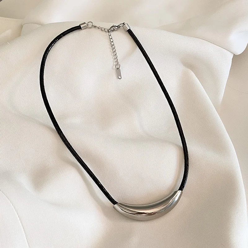 Neues Design Sense PU Kunstleder Seil Edelstahl Metallrohr Anhänger Halskette Modeschmuck für Got Girls und Womens – Detail 10
