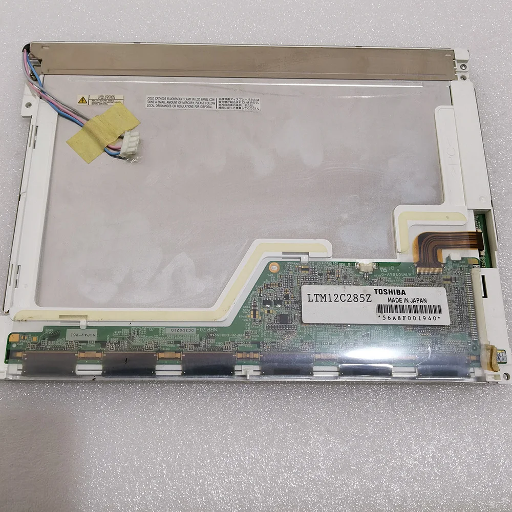 Display LCD LTM12C285Z