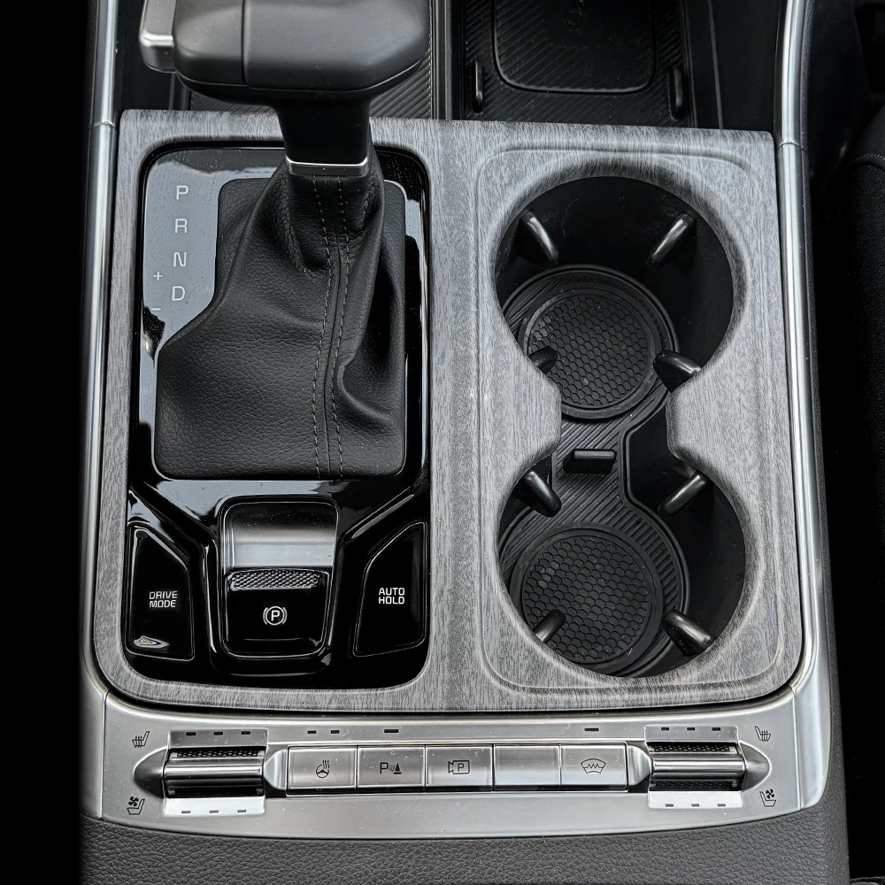 

1PCS Car Central Control Panel Gear Lever Style Frame Protective Covers ABS Material For KIA Carnival 2025-2026 Left-hand Drive