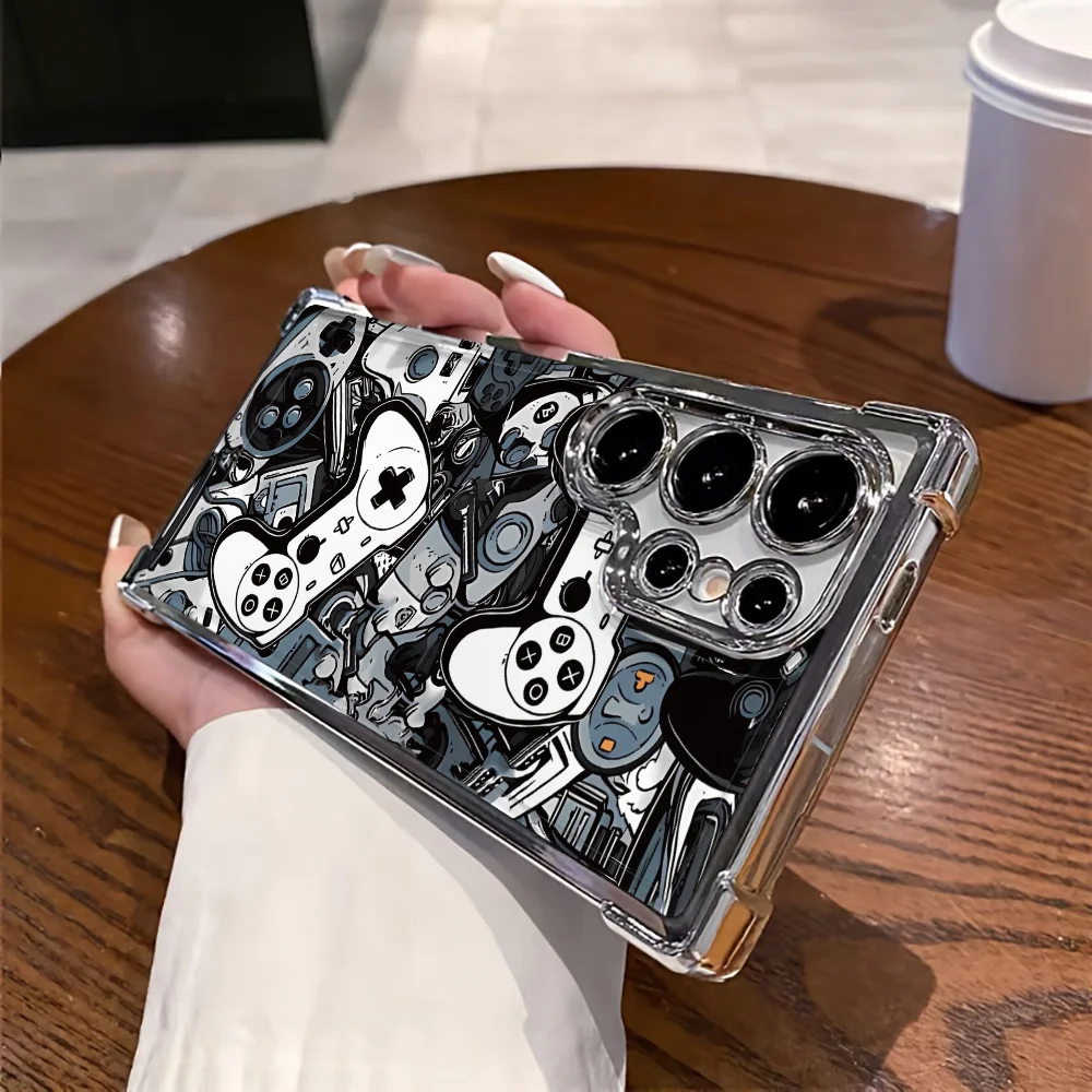 تصميم وحدة تحكم باللونين الأبيض والأسود متوافق مع iPhone 17 16 15 14 13 12 11 Pro Max Plus يتميز بتصميم أنيق ومبتكر