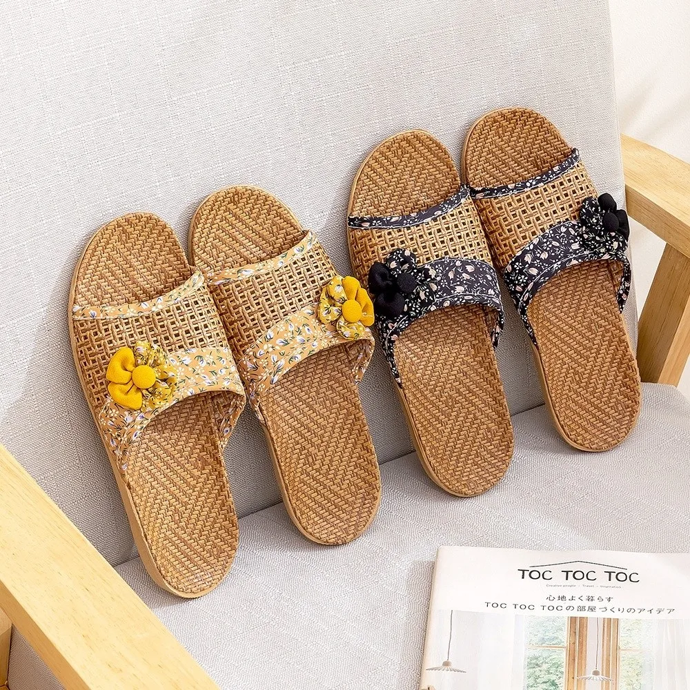 Fashion Breathable Straw Plaited Slippers Flower EVA Bottom Linen Slippers Non-Slip Shoes Home Slippers Wood Floor