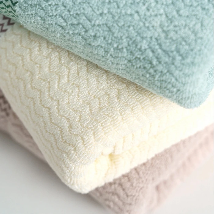 New  Pure  Cotton  Wave  Pattern  Series  Towels  and  Bath  Towels  Provide A Skin Friendly  Feeling  of Cloud  Like  Softness