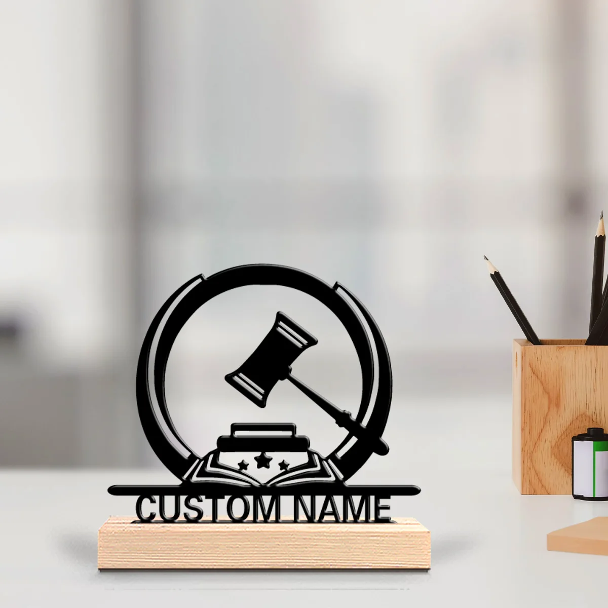 1pc Abstract Gavel judge Custom Letter Metal Statue Iron Ornament Crafts With Wood Base Iron Statue With Wood Base Office Desk
