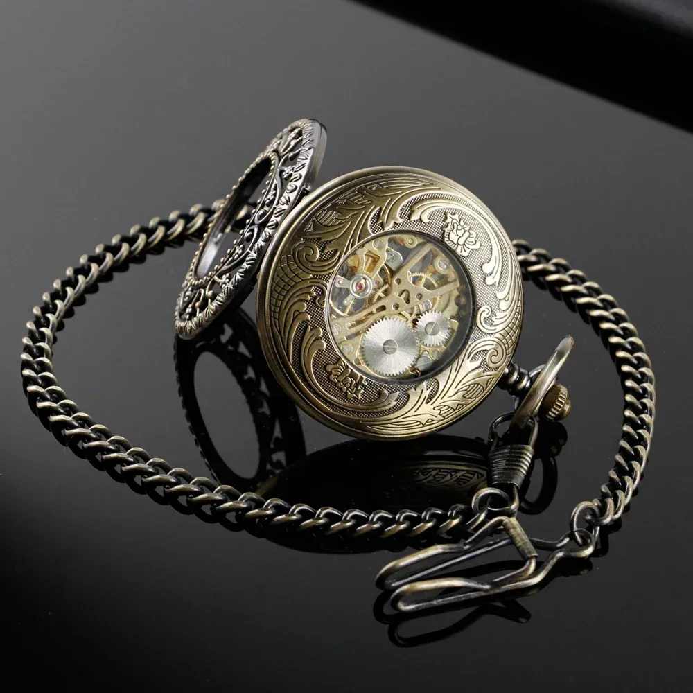 Elegant Retro Bronze Pocket Watch Hollow Flowers Design Roman Numerals Dial Manual Mechanical Pocket Clock Anniversary Gift