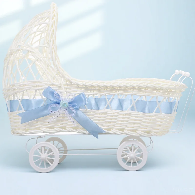 

Woven Trolley Shaped Shower Basket for Candy Flowers Decorations Gift Favors Party Supplies Storage Flower Basket