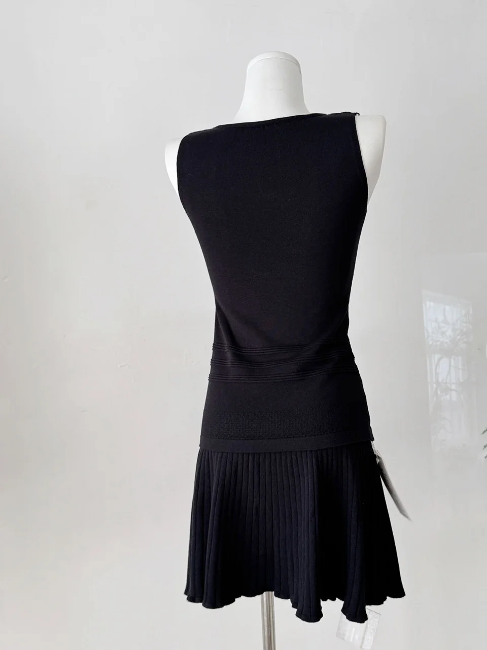 

Облегающий круглый жилет с пуговицами и высокой талией, плиссированная юбка, комплект из двух предметов, женский модный наряд