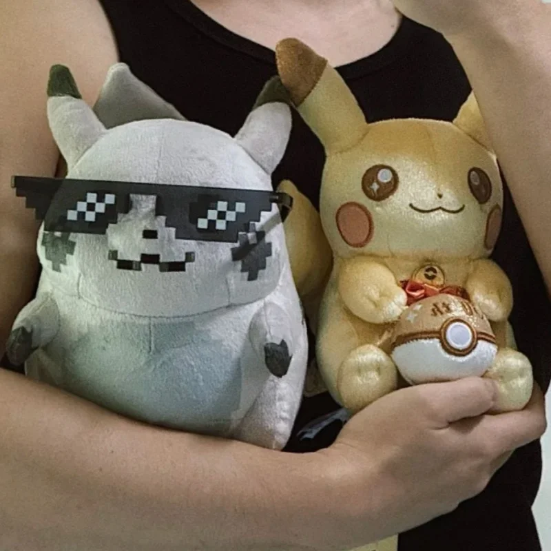 Hot Pokemon 30th Anniversary Original 1st Generation Shiny Pixel Initial Pikachu Plush Toy Dark Lightning Graffiti Plush Doll