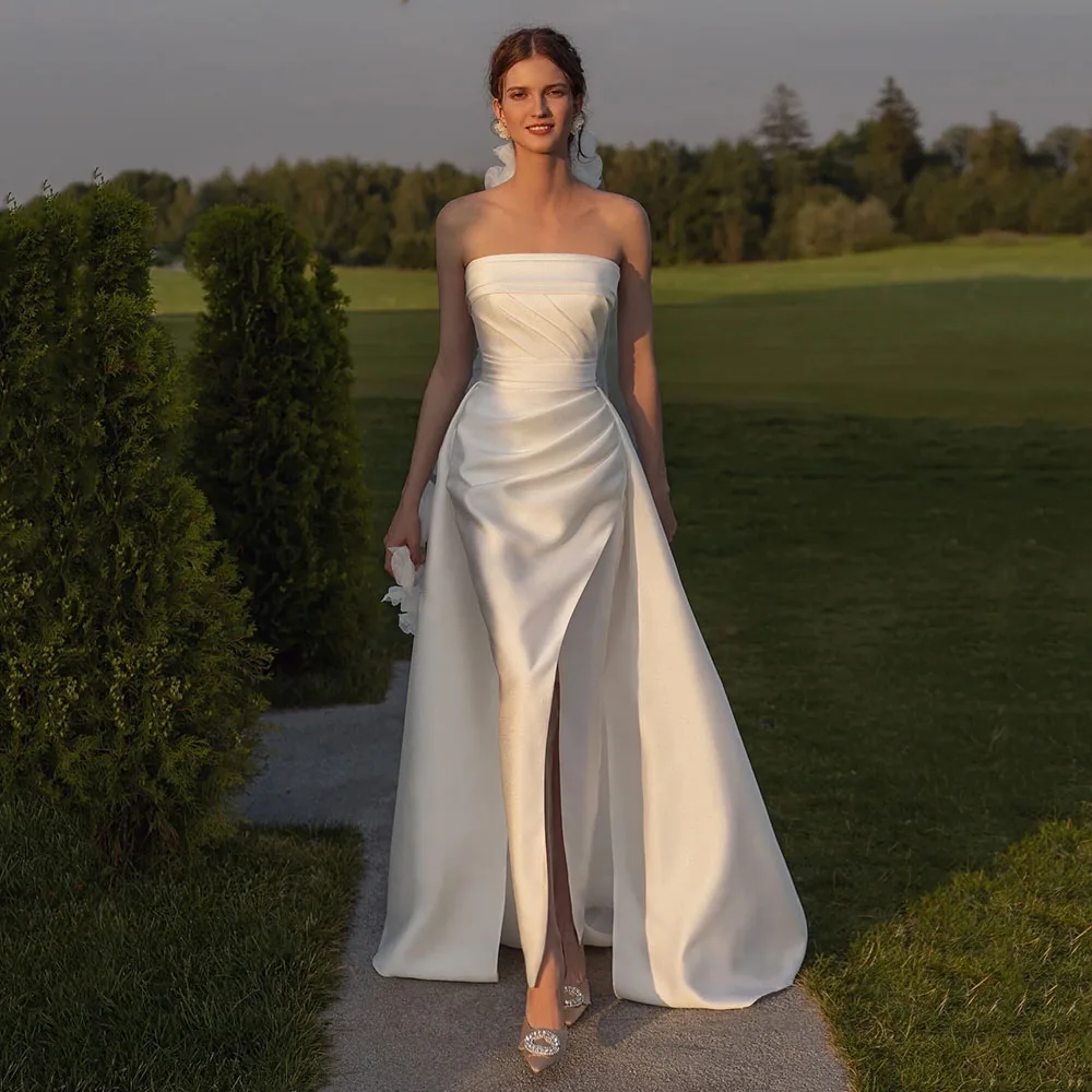 

Customized Strapless Satin Wedding Dress Women Slit Front Elegant Bridal Gown Classic Minimalist Design Formal Bride Dress 2025