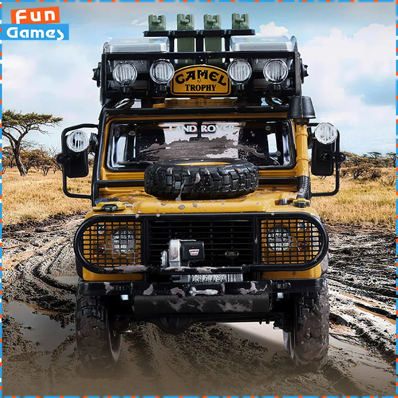 Original Land Rover Defender 90 Classic Racing Double Car Set 1:43 Scale Alloy Simulation Collectible Car Model Toy  Favorite
