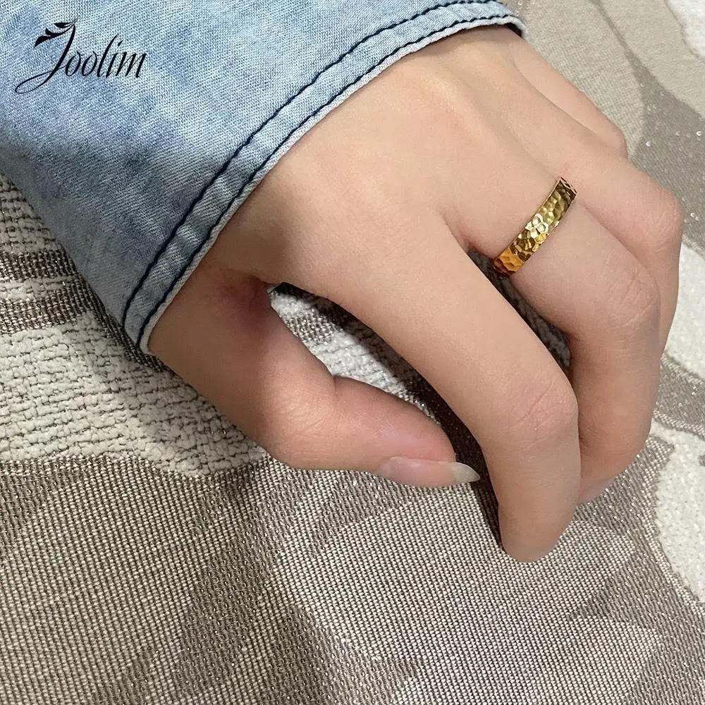 Joolim Jewelry Wholesale High End PVD Water Ripple Hand Hammer Texture Design Band Stainless Steel Finger Ring Trendy for Women