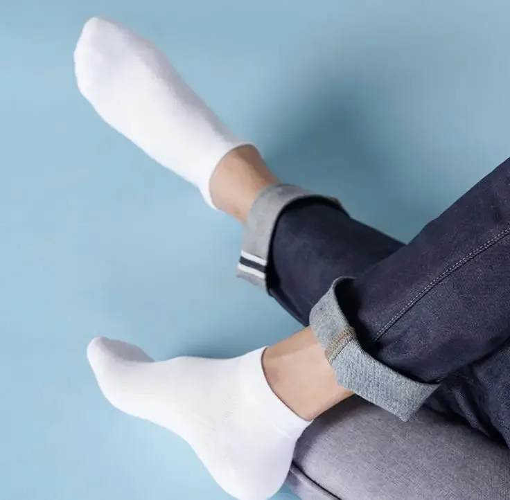 365wear men's breathable silver ion antibacterial socks, odor-proof,available in various lengths simple and casual
