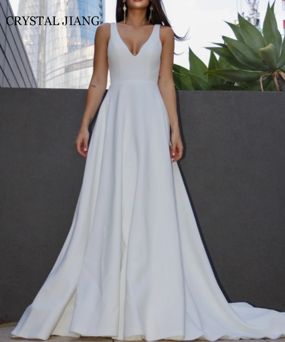 

Classy Long V Neck Crepe Wedding Dresses Sleeveless A Line Ruffles Sweep Train فستان حفلات الزفاف Bridal Gowns for Women