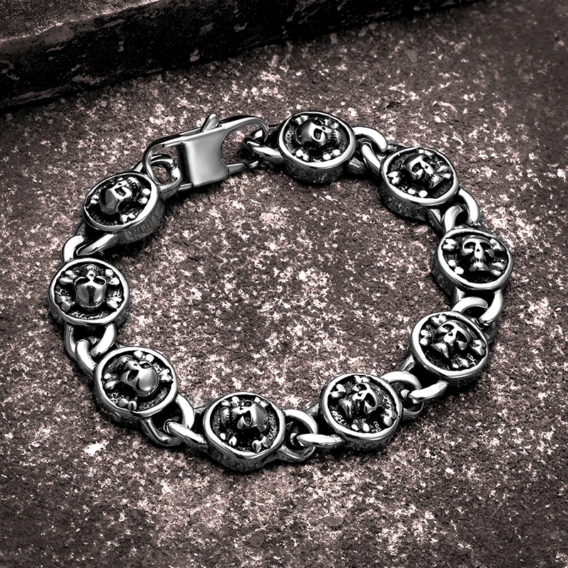 Male Fashion Punk Rock Pirate Skull Bracelet Men's Alternative Stainless Steel Hand jewelry For boyfriend Personality hand Chain