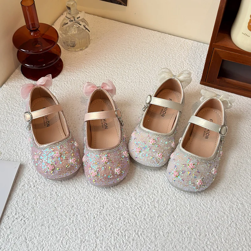 

Новые весенние детские туфли 2026 года: блестящие, простые, универсальные, повседневные, удобные, нескользящие, кожаные, для девочек.