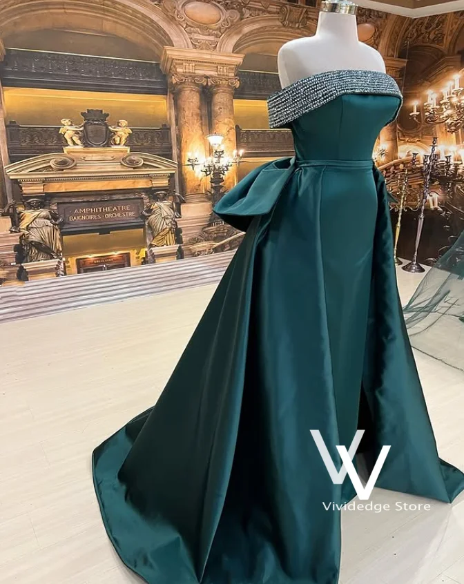 Customized Green Afghan Bridal Dress Off-Shoulder Crystal Detail Exquisite Arabic Henna with Detachable Train Wedding Gown