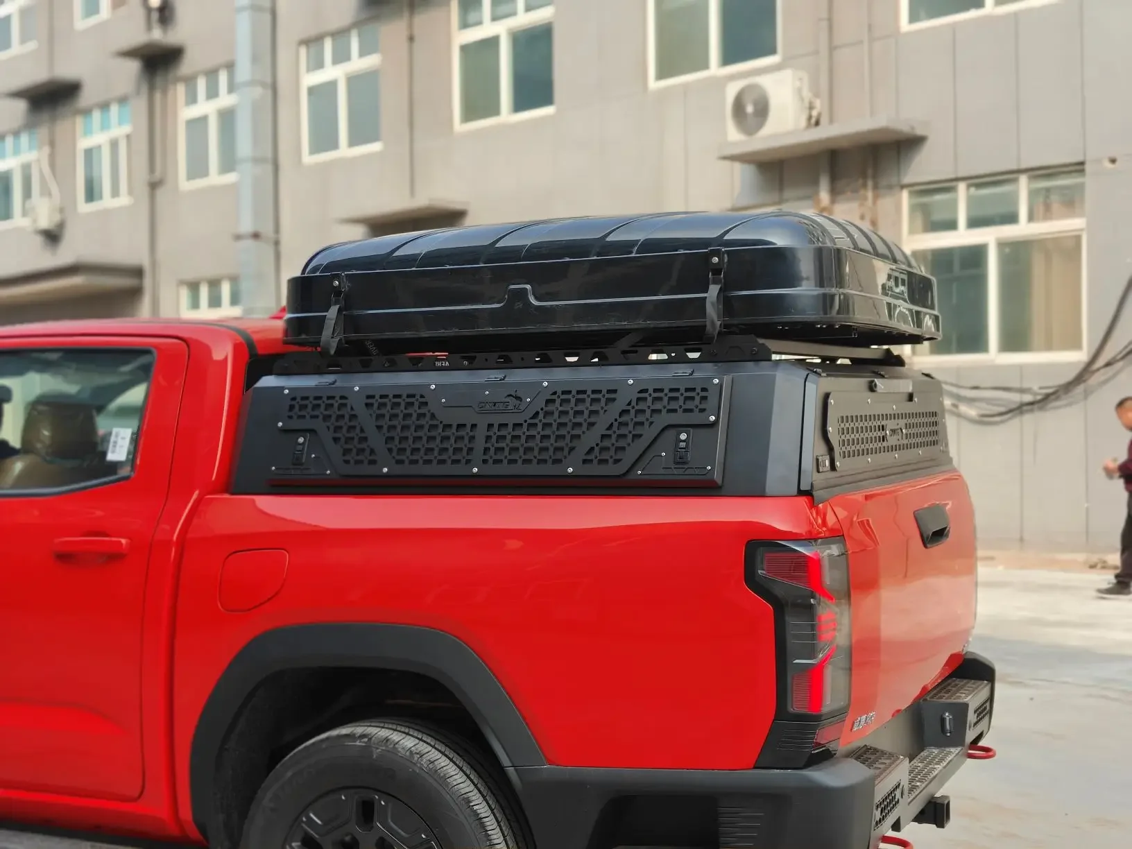 High Quality 4X4 off Road Pickup Truck Foldable Waterproof Hard Type Cargo Bed Cover  Aluminum Steel Hard Truck Car Canopy