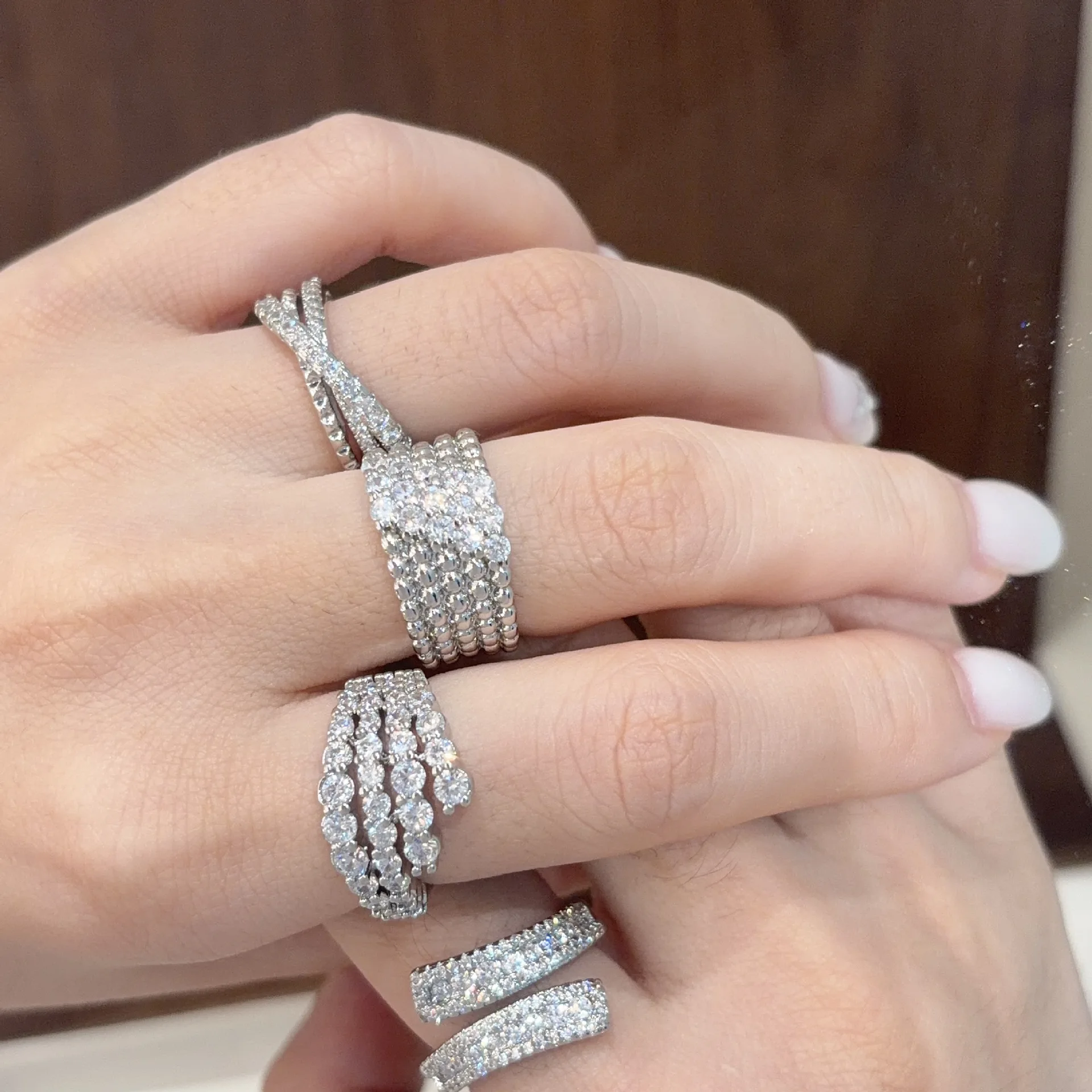 Sparkling luxury inlay Full Diamonds Starry Sky Ring choices Charms Exquisite Fashion Ring Adjustable Party silver 925 Jewelry