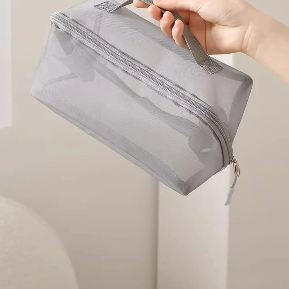 حقيبة مكياج جديدة محمولة ذات سعة كبيرة ومتعددة الوظائف لمستحضرات التجميل ومقبض لتوفير المساحة ومنظم تخزين للسفر