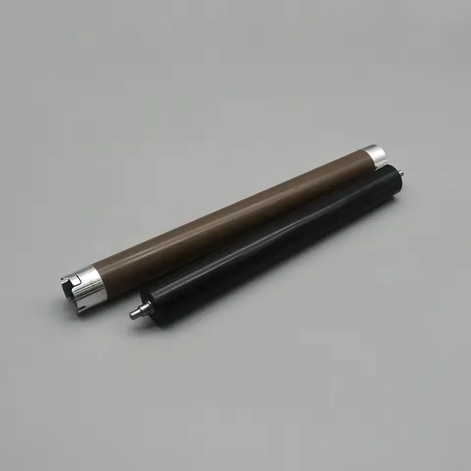 

Верхний нагревательный ролик и нижний прижимной ролик для BROTHER 5240 5250 5270 5280 5340 5350 8060 8065 8070 8080 8370 8380