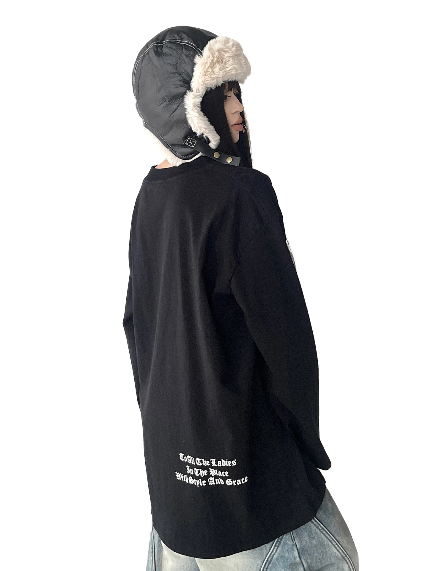 حصيرة نقية اللون تي شيرت المرأة فضفاض غطاء طويل بعقب أعلى القطن 00% جولة Ne ort Sve تصميم إلكتروني مطبوع