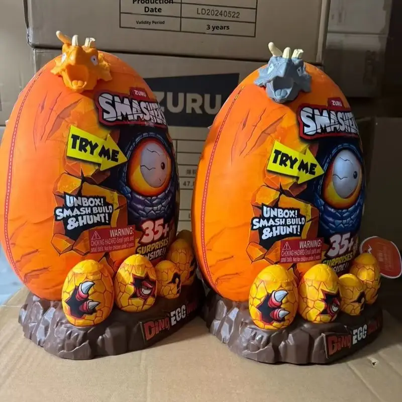 ZURU SMASHERS Dino Egg Hunt 35+ Surprises Mystery Capsule Collectible Dinosaur Figurine Set Display