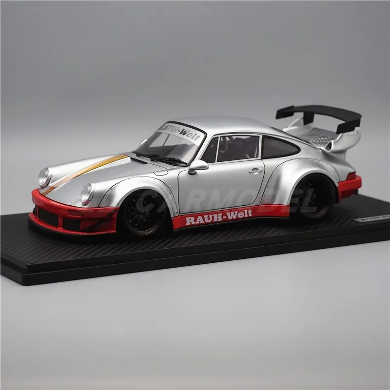 

Масштабная модель автомобиля IG 1:18 RWB 930 Silver/Red IG2480 JDM, лимитированная серия, из смолы и металла, статическая, подарок