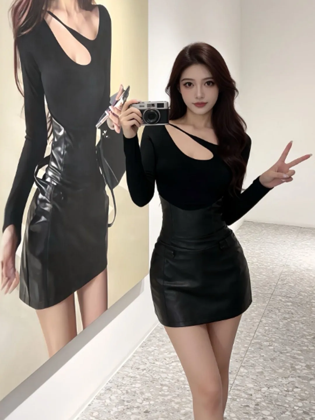 

Элегантный уникальный сексуальный комплект из юбки средней длины и футболки с высокой талией для женщин, модный весенний образ 2026 года, удобный, дышащий