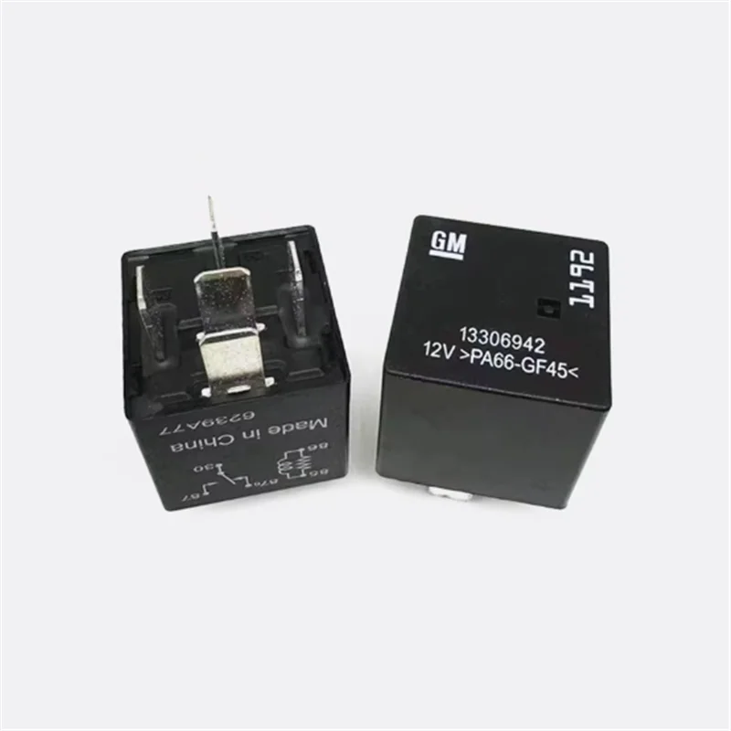 

ГОРЯЧАЯ НОВОЕ GM 13306942 12 В постоянного тока DCV12 12 В 5-контактное реле