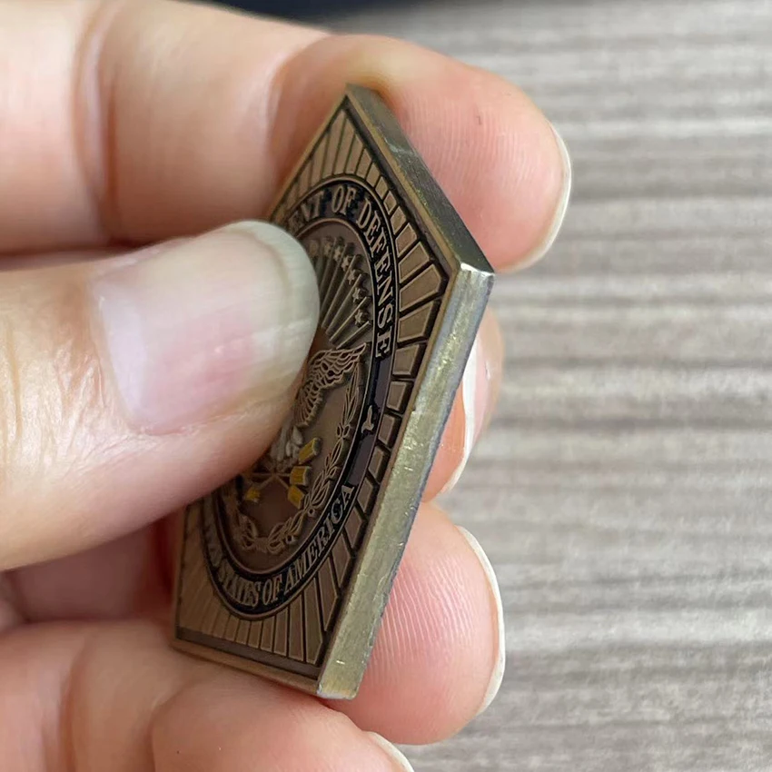 عملة تذكارية بخمسة جيش وخمس زوايا، عملات تذكارية للتحدي العسكري، مصنوعات معدنية للولايات المتحدة