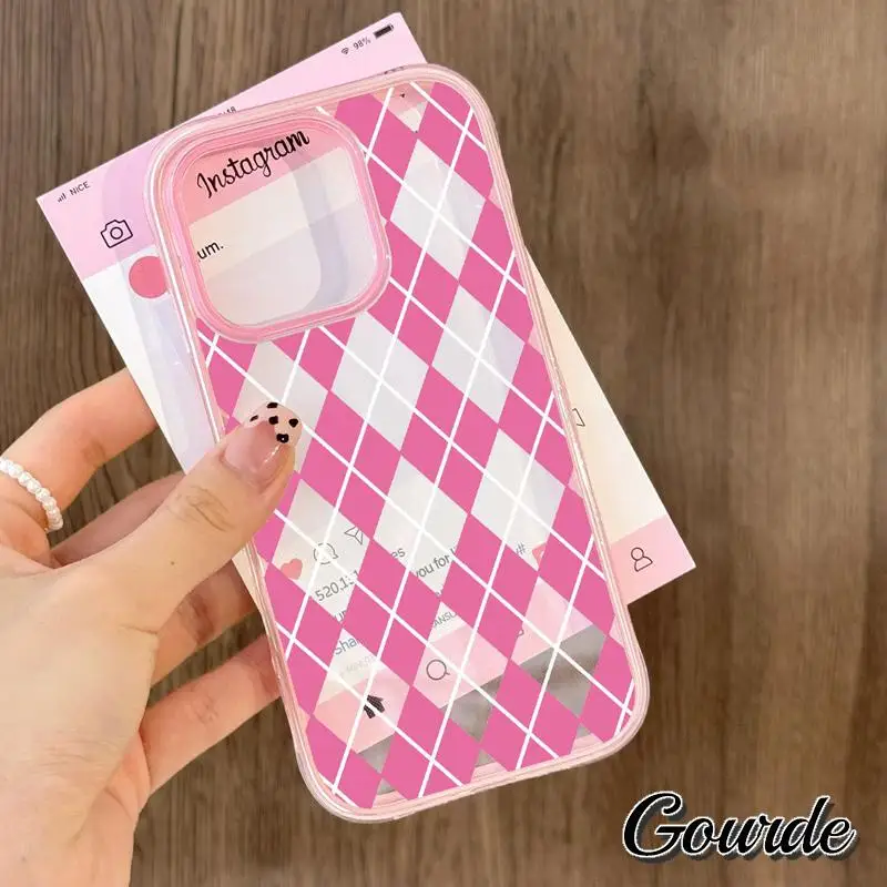 

Gourde Sweet Pink Argyle Pattern Clear Bumper 2 in 1 Phone Case For iPhone 16 15 14 Plus17 11 Pro Max Shockproof Cover