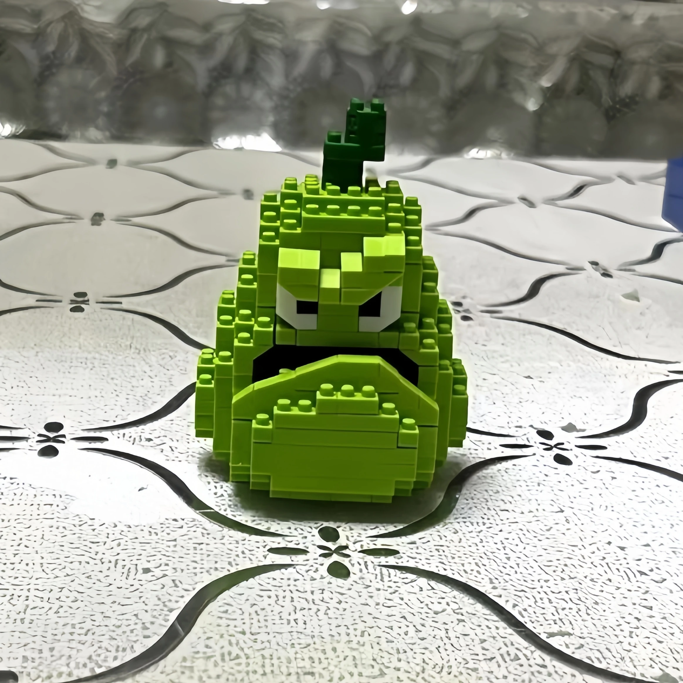 Plants VS Zombies Blocks Small Cartoon Mini Building Block Peashooter SunFlower Chomper Assemble Action Model Doll Toy for Kids