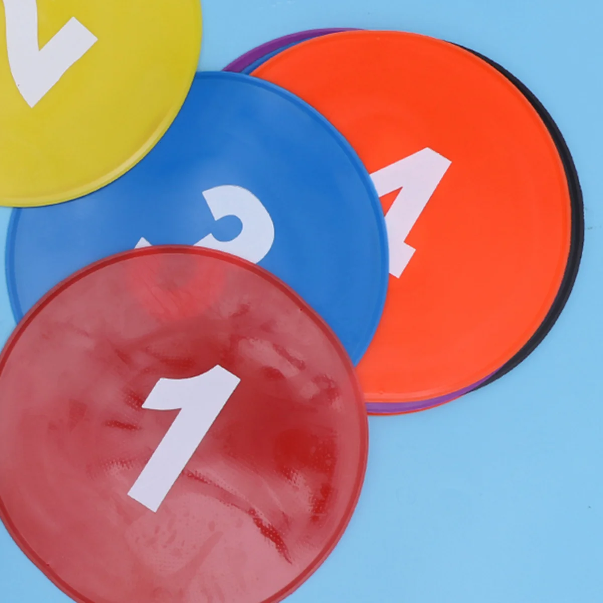 

11Pcs Lightweight Poly Spots Markers 23Cm 5 Colors Visible in Dim Light Perfect for Gym Class Agility Drills Sports Training