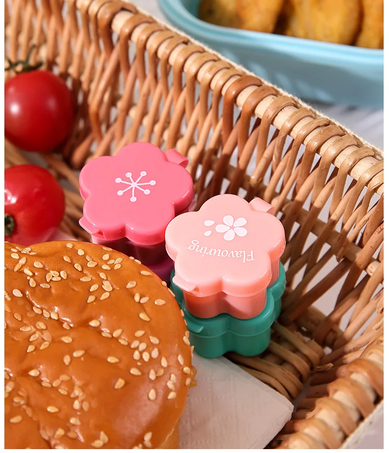 4 stücke Mini Mittagessen Bento Sojasauce Box Nette Design Kunststoff Tragbare Sauce Gläser Würze Spender Mini Salat Tomatensauce Flasche – Detail 29