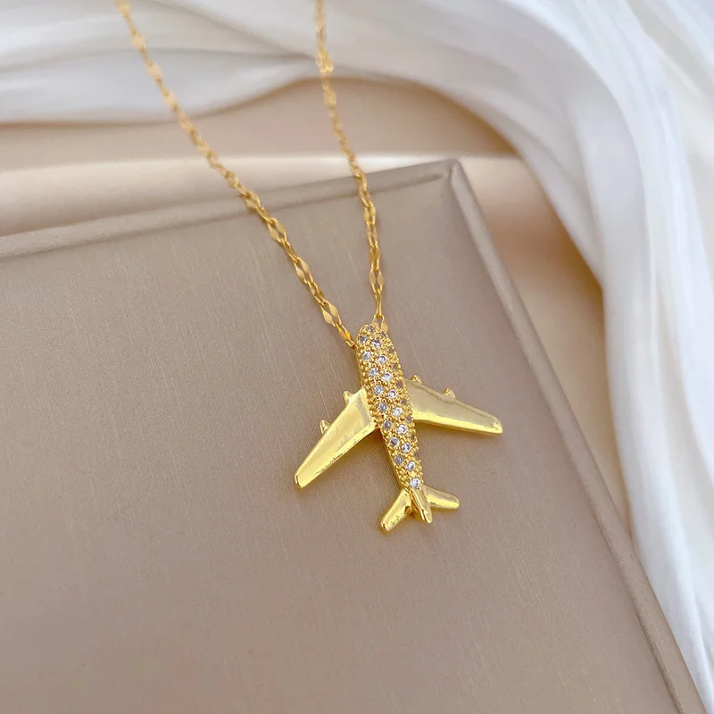 1 Piece of 18K Gold-plated Stainless Steel Chain, Personalized Cute Starry Sky Airplane Pendant Necklace for Women Jewelry Gift