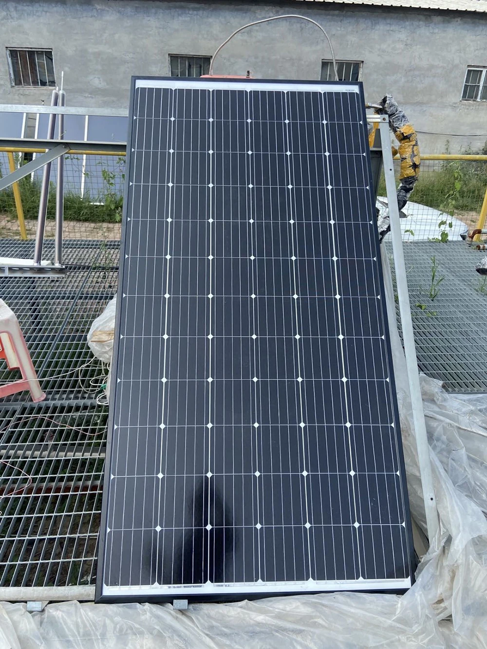 Painel térmico fotovoltaico de painéis solares monocristalinos de eficiência PVT 540w