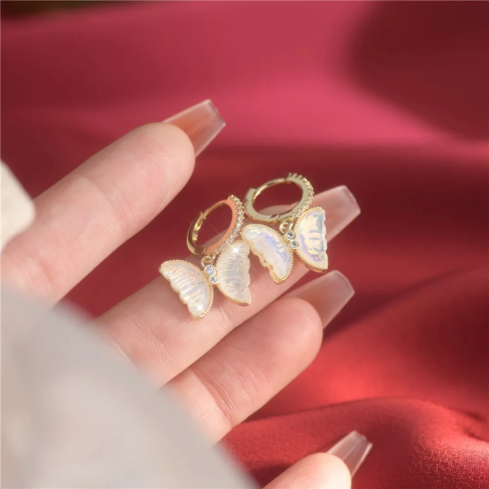 

Mall Light Design Cabinet Delicate Sense Luxury Senior Aurora Fairy Butterfly Earrings Female Sweet Temperament Ear Clip