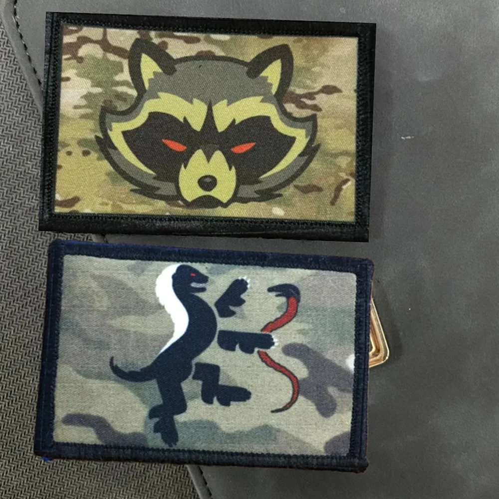 

Multicam Team Honey Badger Tactical Army Patch Hook and loop Trash Panda Raccoon Morale Badge Armband Backpack Helmet Sticker