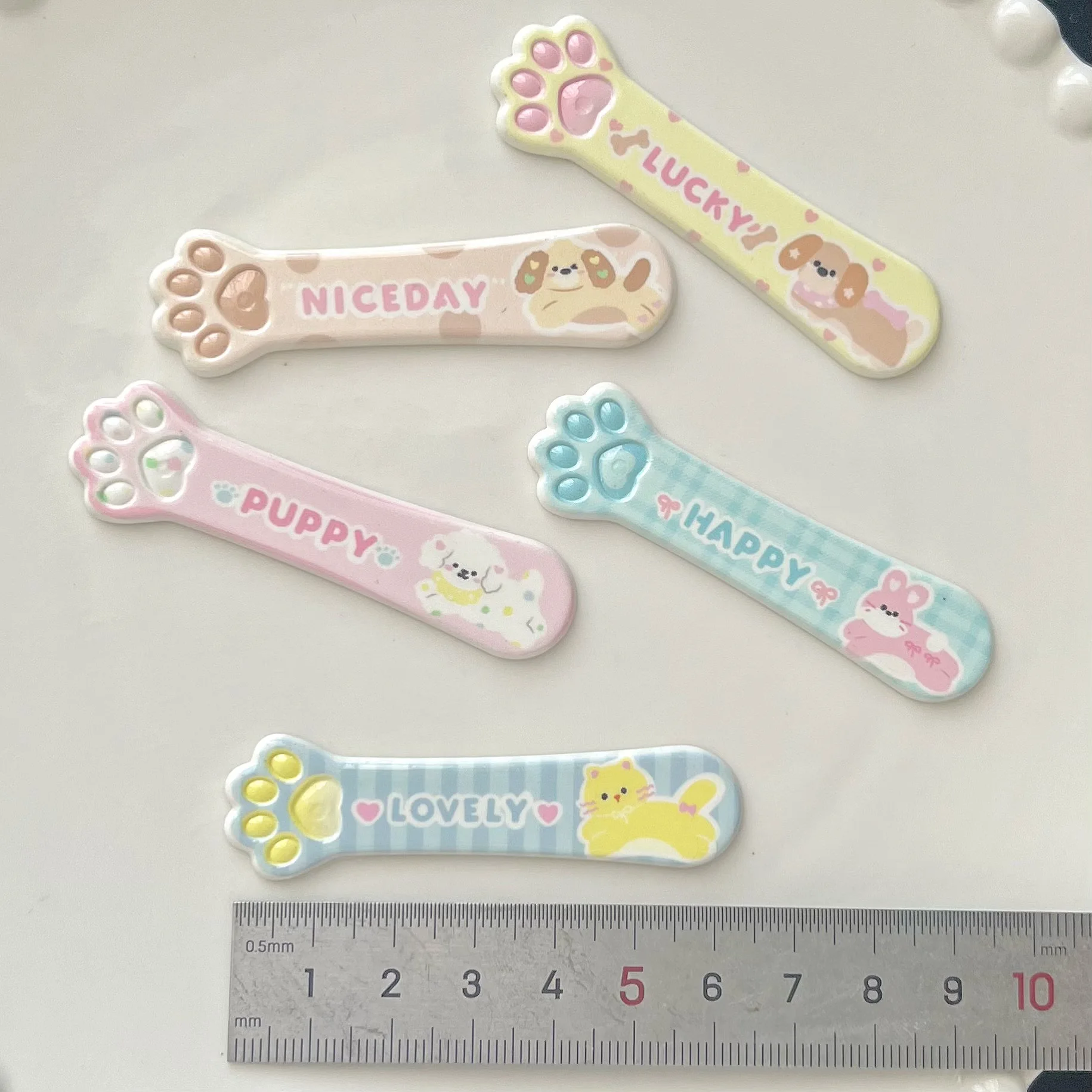 5pcs miniso colorato simpatico cartone animato serie cartone animato resina flatback cabochon artigianato fai da te materiali gioielli che fanno charms