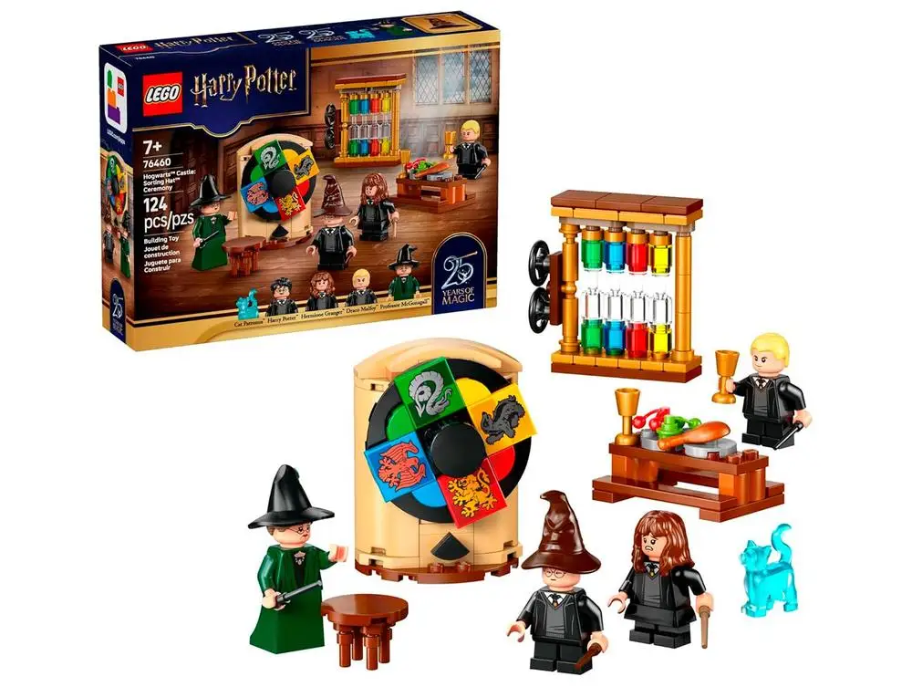 LEGO Harry Potter Hogwarts Castle: Sorting Hat
