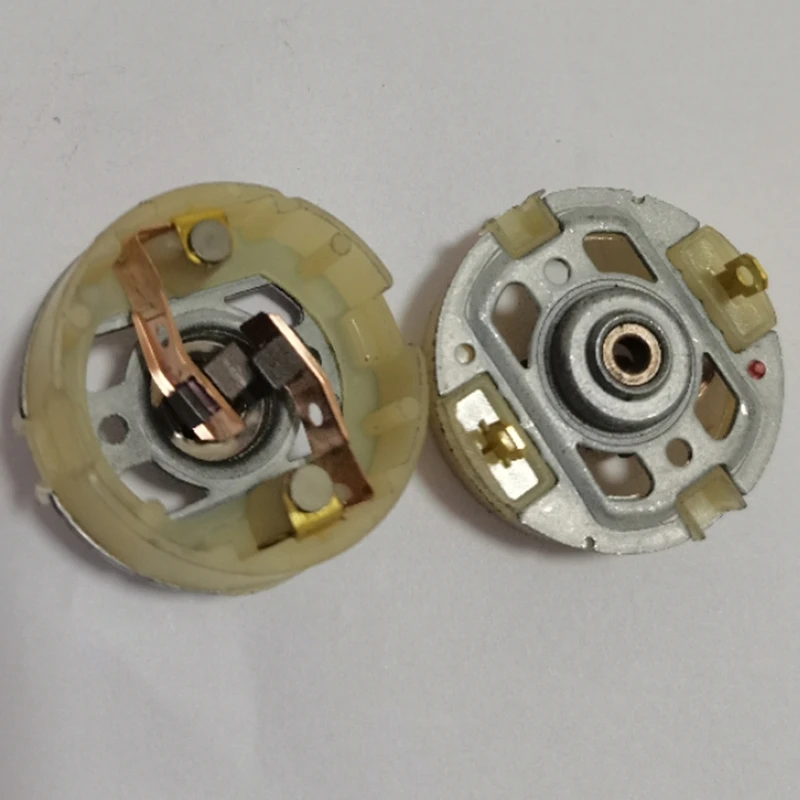 2 Chiếc Rs550 Động Cơ Xe Máy Có Đồng Bàn Chải Sạc Máy Khoan Điện Tua Vít Giá Treo Bàn Chải