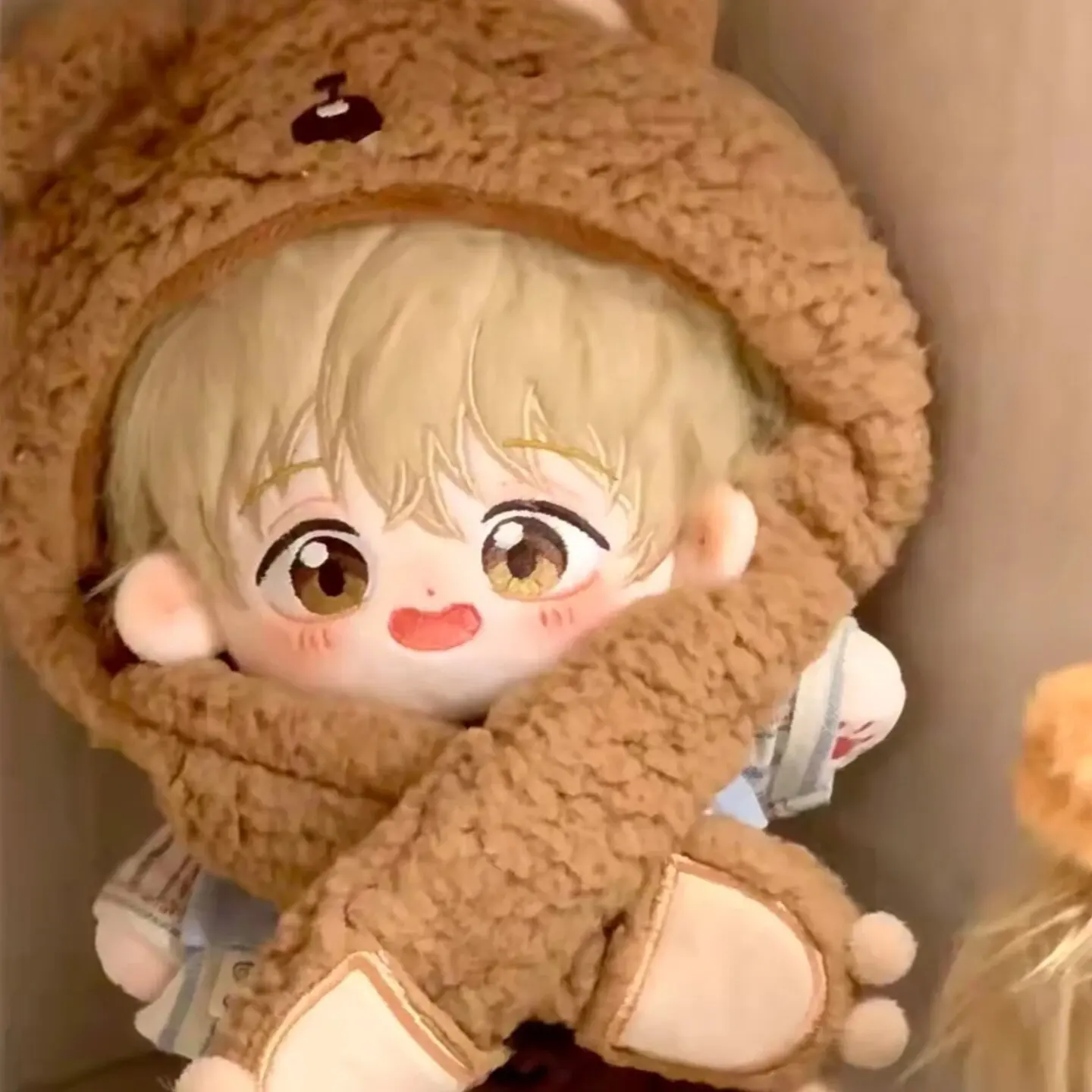 

Skip and Loafer Shima Sousuke 20cm Cartoon Figure Idol Body Dress Up Plushies Pillows Girl Birthday Gift Lie on Your Cosplay