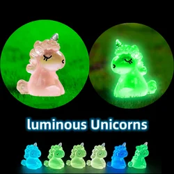 Minifiguras luminosas de unicornio para decoración del hogar, accesorios de jardín de hadas, miniaturas, decoración de escritorio, 6-12 piezas