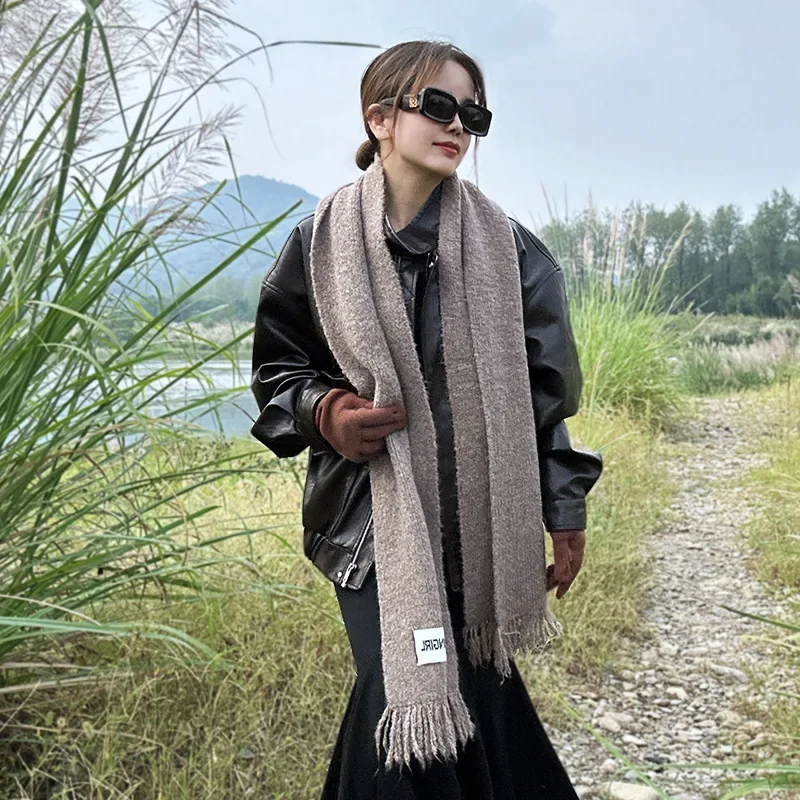 2023 autunno/inverno nuova atmosfera di moda indossando sciarpa da donna addensato grigio caldo di alta qualità nappa di lana coppia scialle avvolgente