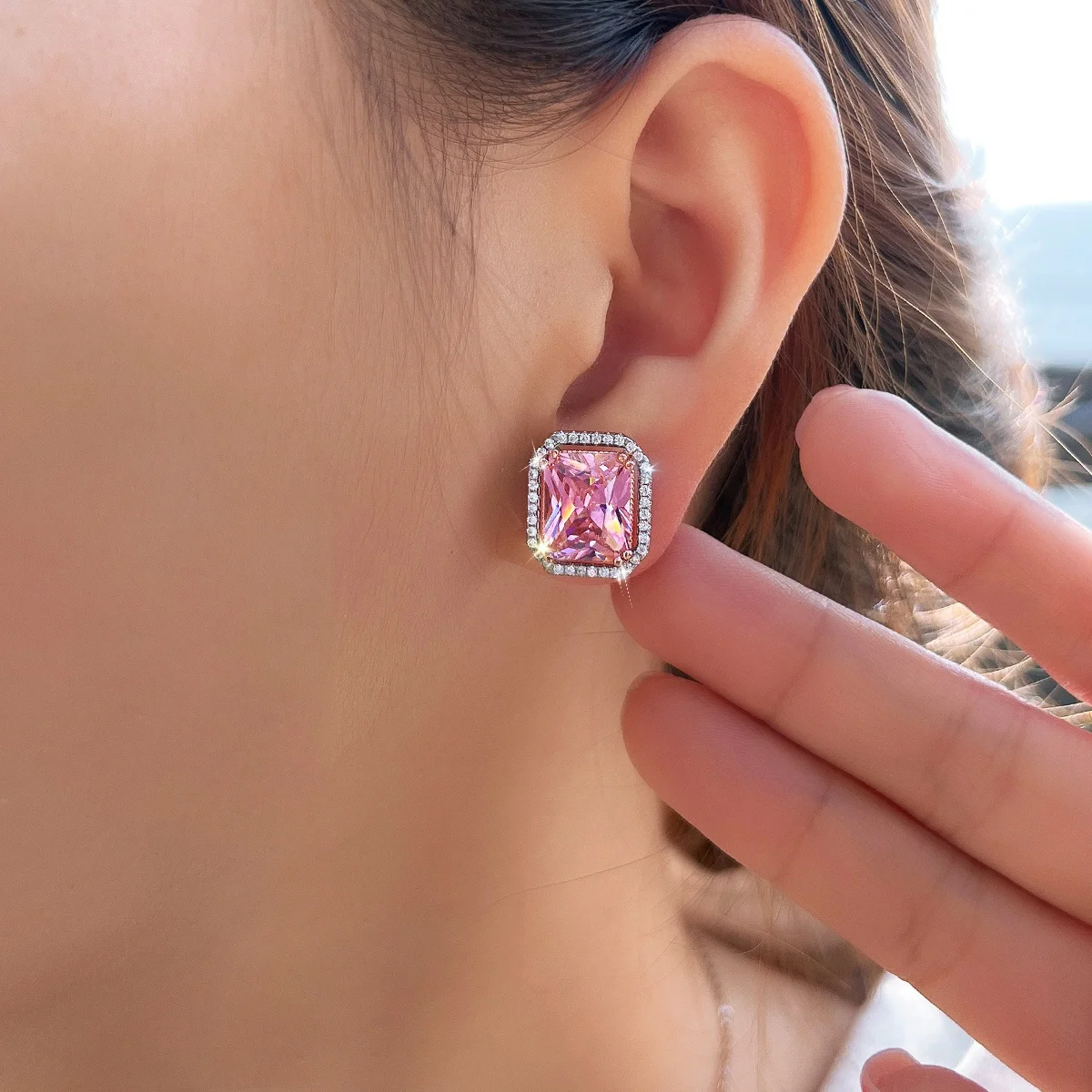 Brinco de Cristal CZ Rosa Quadrado Delicado em Prata para Mulheres, Joia de Moda para Presente de Aniversário E977