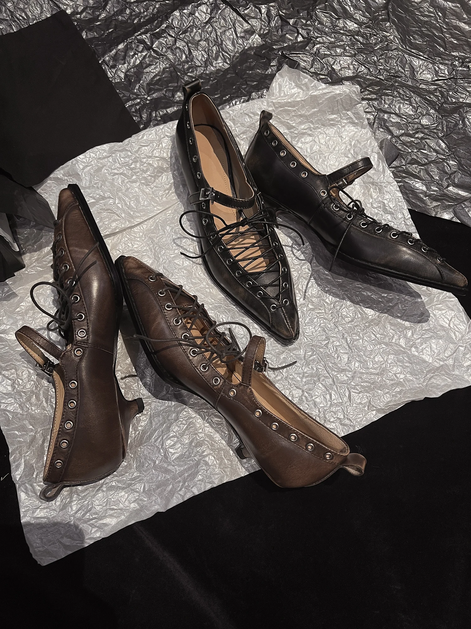 

Women’s Genuine Leather Pointed Toe Cutout Cross Strap Cat Heel Punk Style High Heel Shoes