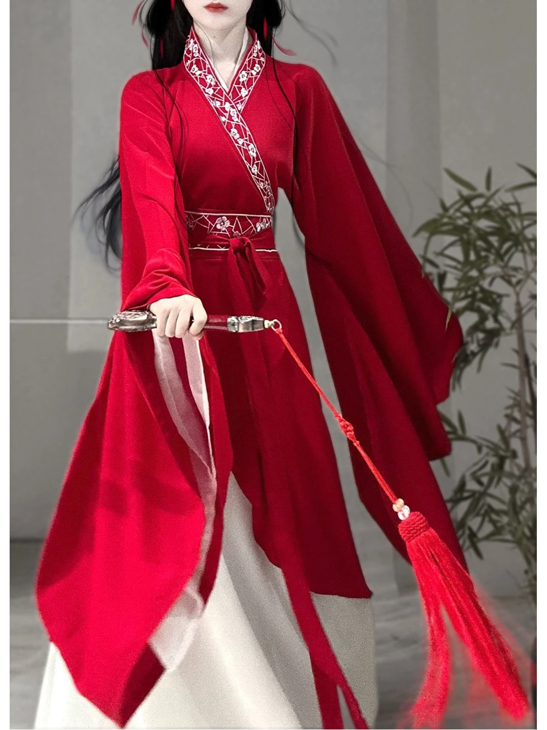 Elegant Embroidered Hanfu Women's Clothing with Large Sleeves Collar Dance Costume Ancient Chinese Style Skirt for Ladies