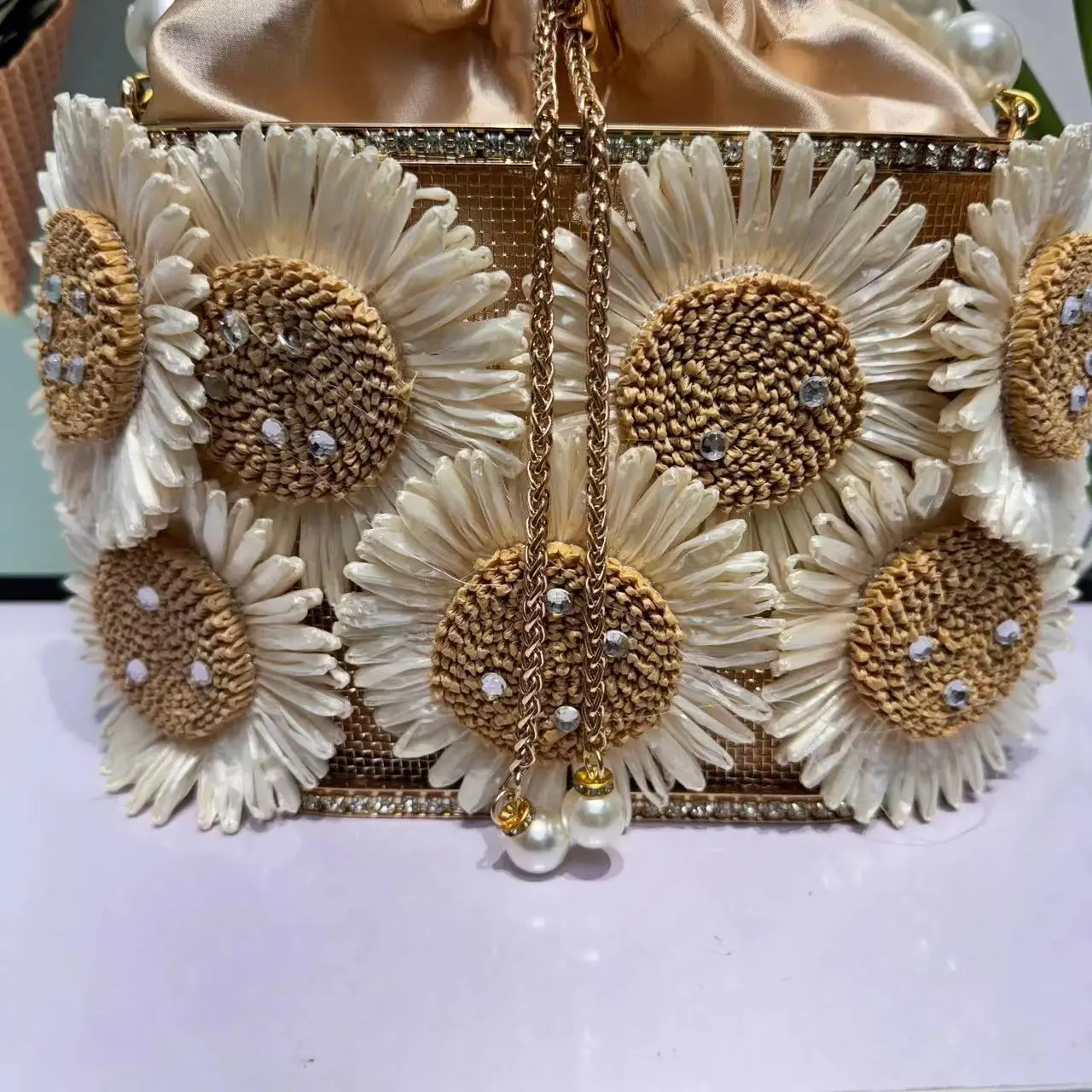 Solid Floral Appliques Metal Cage Luxury Pearl Beaded Evening Bag Women\'s Handbag Wedding Party Clutch Purse Crossbody Bag