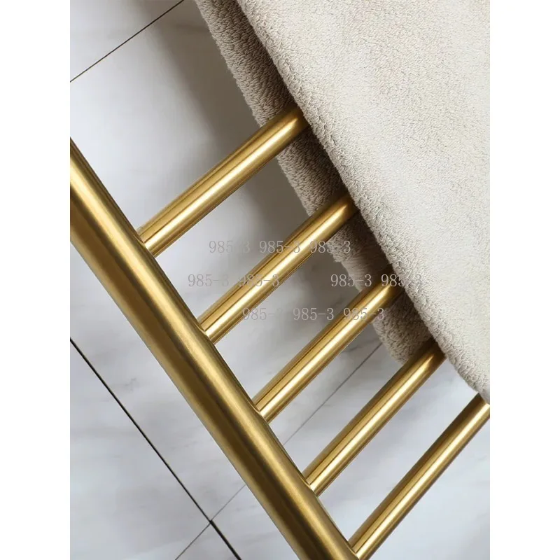 Gold SUS304 Stainless Steel Heated Towel Rack 05289006, IP56 Moistureproof Electric Towel Heating Rail