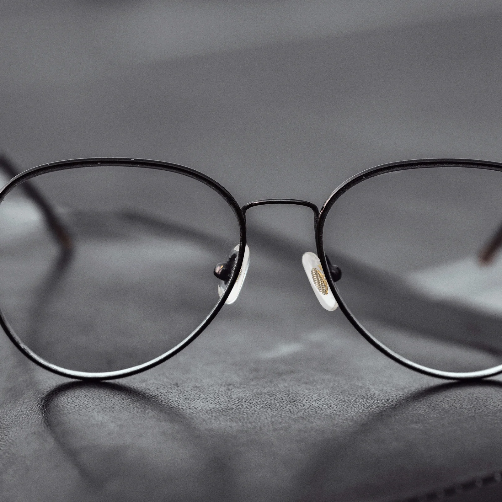 

4Pairs Eyeglass Nose Pads Anti-Slip Comfortable Cushions for Sunglasses and Eyeglasses Easy Replacement Insert Nose Grips